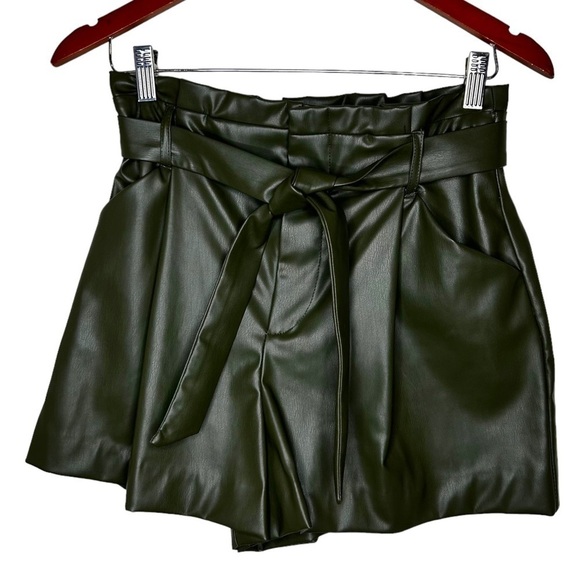 Zara Faux Leather Paperbag Waist Shorts - Picture 1 of 10
